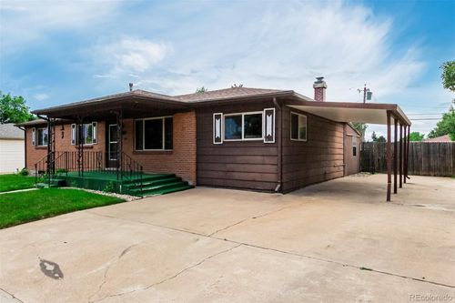 3334 W Grand Ave, Englewood, CO, 80110-6319 | Card Image