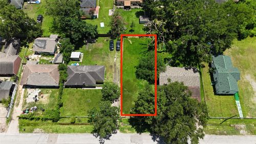 8118 Count St, Houston, TX, 77028-1414 | Card Image