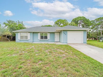 2046 15th Avenue Sw, House other with 2 bedrooms, 2 bathrooms and null parking in Vero Beach FL | Image 1