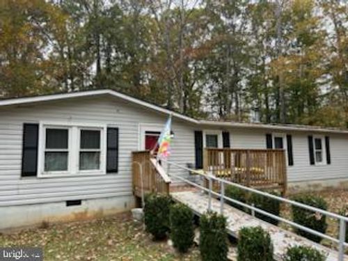 3300 Danbury Cir, SPOTSYLVANIA, VA, 22551-3098 | Card Image