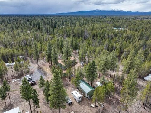 1451 Fred Mahn Rd, La Pine, OR, 97739-1520 | Card Image