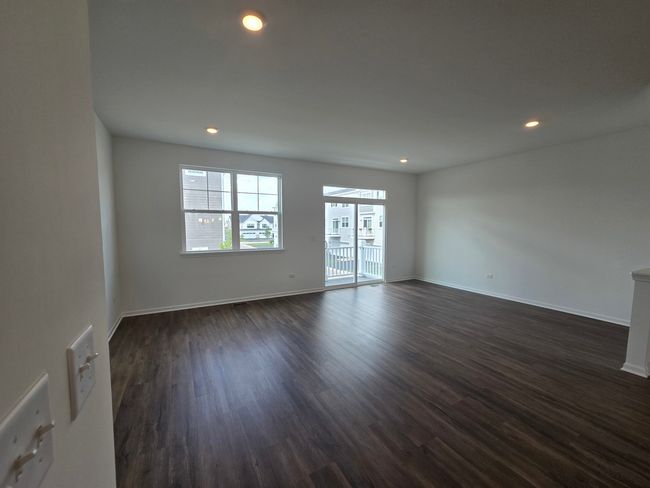 4509 Chelsea Manor Cir, Townhouse with 3 bedrooms, 3 bathrooms and 2 parking in Aurora IL | Image 8