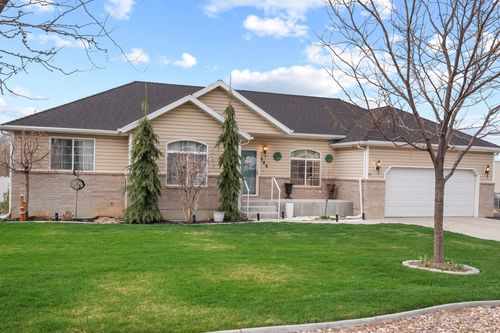 366 S 200 E, Mona, UT, 84645-4705 | Card Image