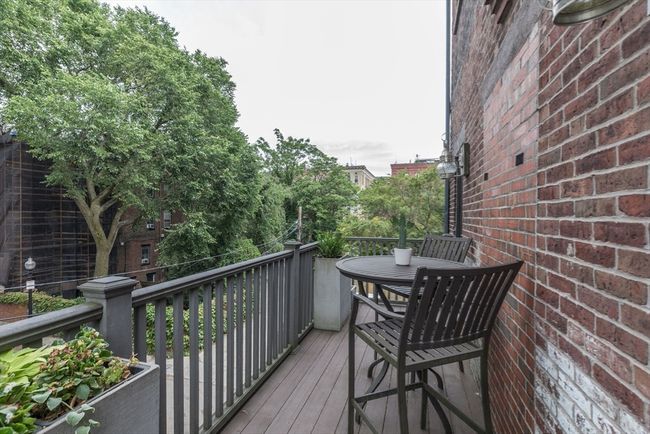 APT-2 - 41 Worcester St, Condo with 2 bedrooms, 2 bathrooms and null parking in Boston MA | Image 21