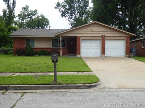 2414 S 126th East Ave, Tulsa, OK, 74129-6028 | Card Image