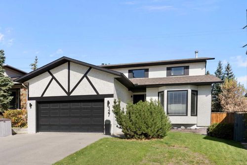 127 Edgewood Dr Nw, Calgary, AB, T3A2T3 | Card Image
