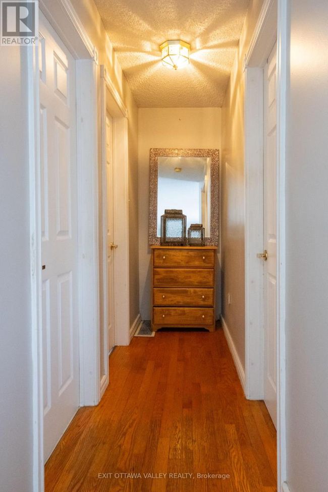 2112 Schutt Rd, House other with 3 bedrooms, 3 bathrooms and 6 parking in Palmer Rapids ON | Image 27