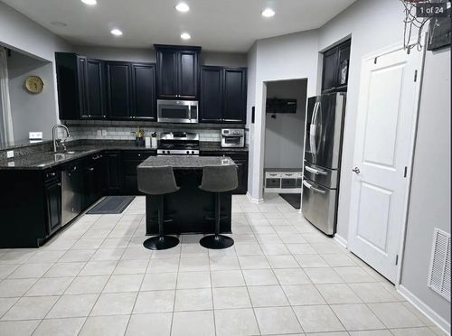 406 Justice Way, Lewis Center, OH, 43035-7700 | Card Image