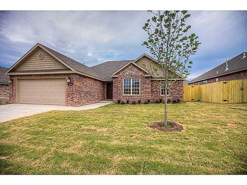3002 Sw Fernwood Ave, Bentonville, AR, 72713-7979 | Card Image