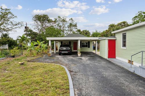 614 N 7th St, Lantana, FL, 33462-1606 | Card Image