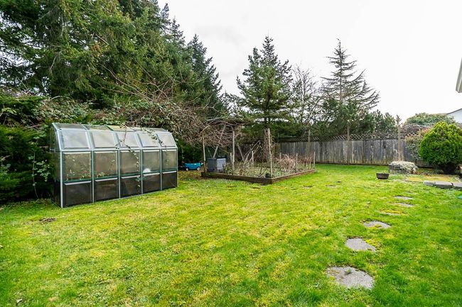 2992 152a St, House other with 3 bedrooms, 2 bathrooms and 4 parking in Surrey BC | Image 30