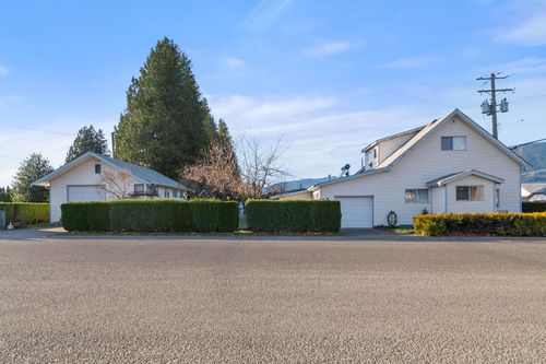 6994 Cheam Ave, Agassiz, BC, V0M1A3 | Card Image