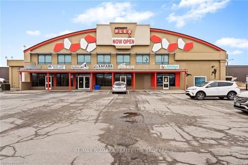 7-150 Dunkirk Rd, Saint Catharines, ON, L2P3H7 | Card Image