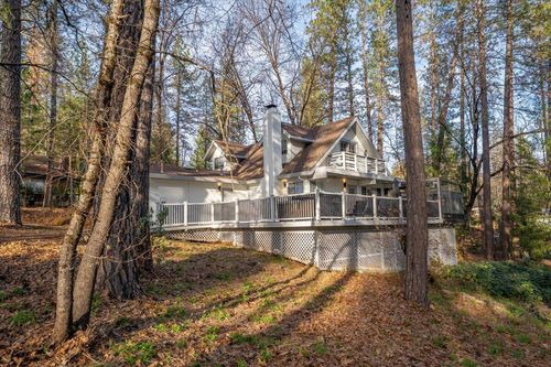 20697 Nosoni Ct, Lakehead, CA, 96051-9612 | Card Image