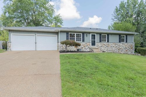 711 Carole Pl, Newburgh, IN, 47630-1505 | Card Image
