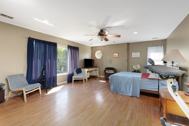 935 S Brys Dr, House other with 3 bedrooms, 3 bathrooms and null parking in Grosse Pointe Woods MI | Image 11