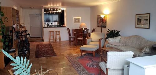 5h-6 Whittier Pl, Boston, MA, 02114-1407 | Card Image