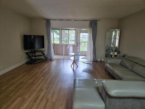 103 Oxford 400, West Palm Beach, FL, 33417 | Card Image