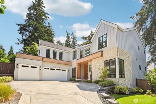 3072 106th Ave Se, Bellevue, WA, 98004-7467 | Card Image