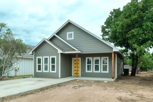 1527 Geronimo Trl, Kingsland, TX, 78639-9632 | Card Image