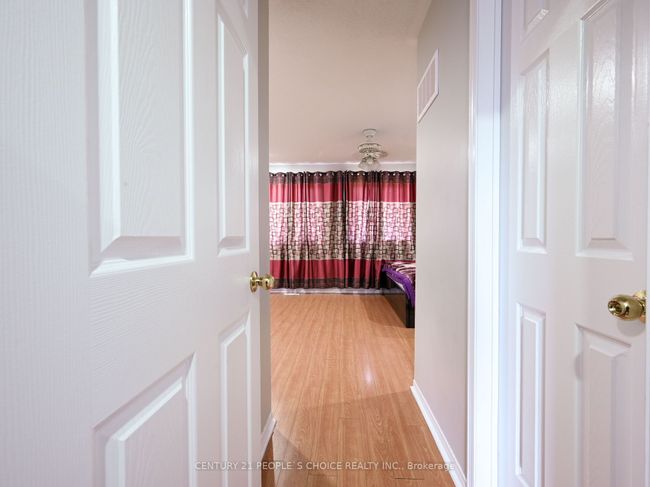 22 Gilgorm Rd, Condo with 3 bedrooms, 3 bathrooms and 1 parking in Brampton ON | Image 24