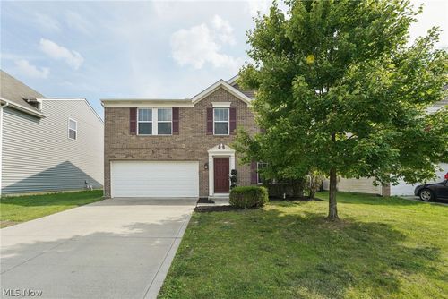 7557 Witch Hazel Dr, Canal Winchester, OH, 43110-7733 | Card Image