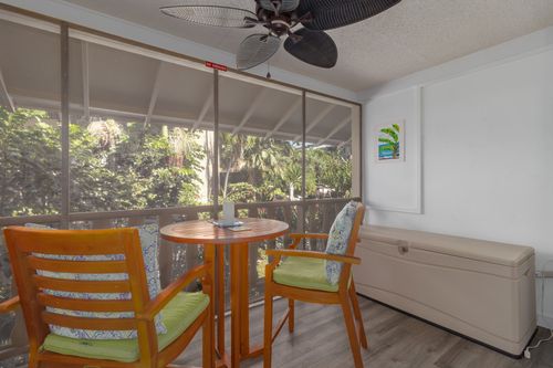 apt-s202-75-5681 Kuakini Hwy, Kailua Kona, HI, 96740-1635 | Card Image