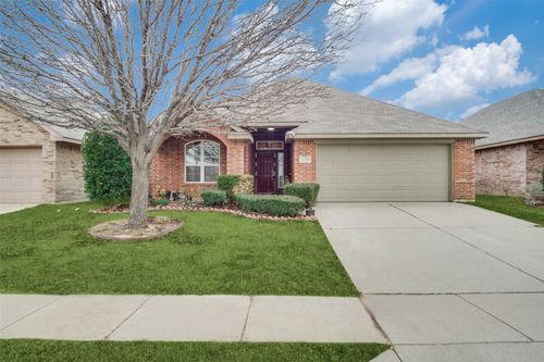 8720 Flying Ranch Rd, Fort Worth, TX, 76134-4167 | Card Image