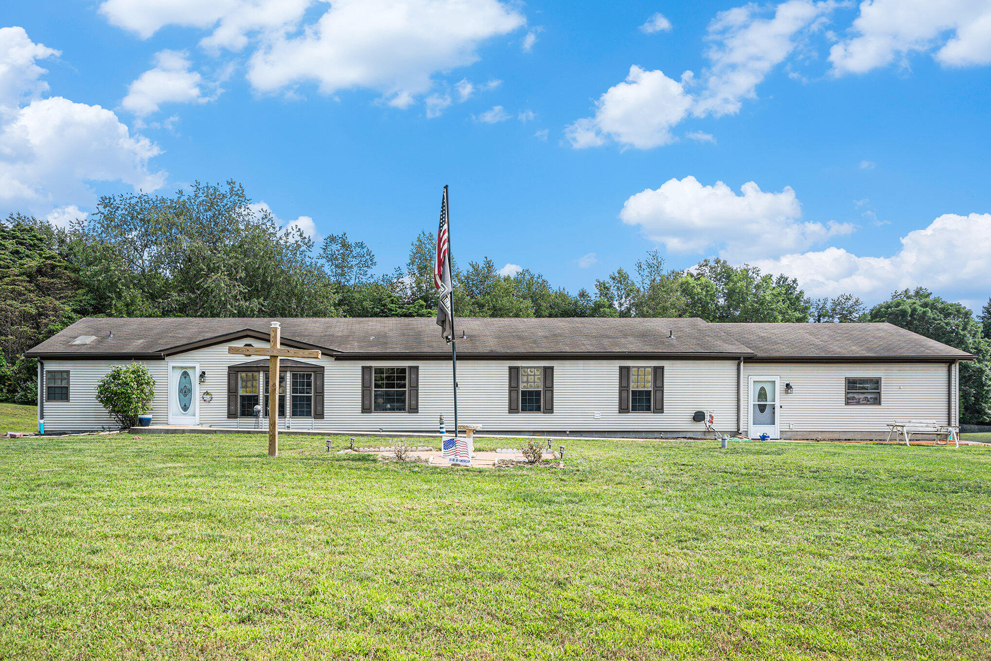 51st St, Grand Junction, MI 49056