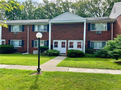 83 - 83 Manor Drive, Home with 1 bedrooms, 1 bathrooms and null parking in Cornwall NY | Image 1