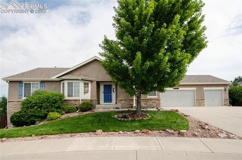 16781 Elk Valley Trl, Monument, CO, 80132-7173 | Card Image