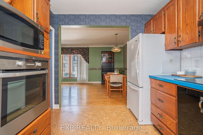 76 Cote Des Neiges Rd, House other with 2 bedrooms, 2 bathrooms and 2 parking in Nepean ON | Image 9