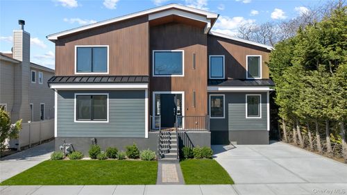 141 Flamingo St, Atlantic Beach, NY, 11509-1023 | Card Image