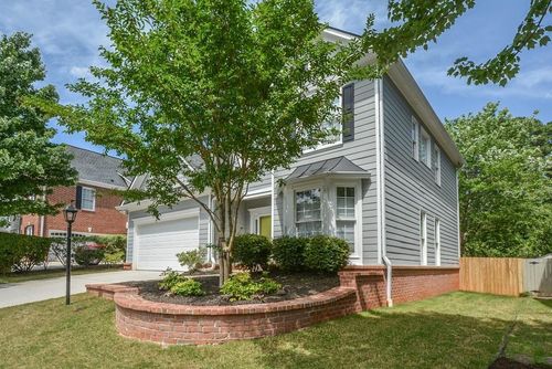 212 Ivy Glen Cir, Avondale Estates, GA, 30002-1766 | Card Image