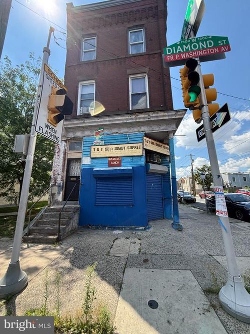 1542 W Diamond St, PHILADELPHIA, PA, 19121-2311 | Card Image