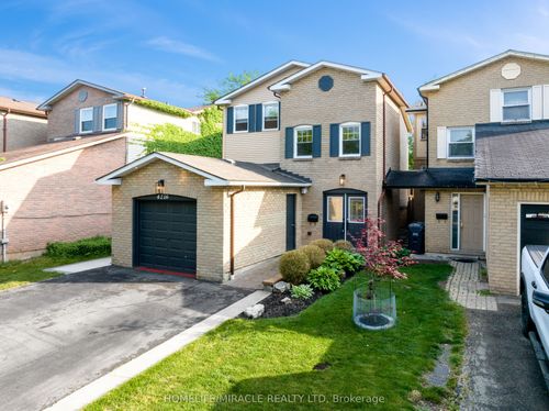 4216 Sunflower Dr, Mississauga, ON, L5L2L5 | Card Image
