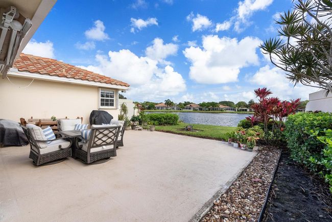 7770 Se Spicewood Cir, Condo with 2 bedrooms, 2 bathrooms and null parking in Hobe Sound FL | Image 31