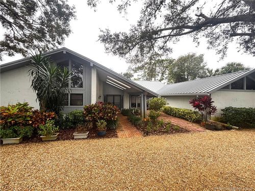 5220 Se Burning Tree Cir, Stuart, FL, 34997-8031 | Card Image