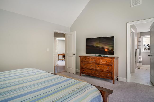 8 Green Rd, House other with 3 bedrooms, 3 bathrooms and null parking in Raymond NH | Image 24