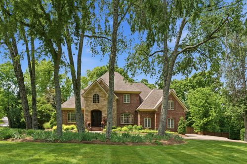 9421 Whittingham Dr, Brentwood, TN, 37027-8460 | Card Image