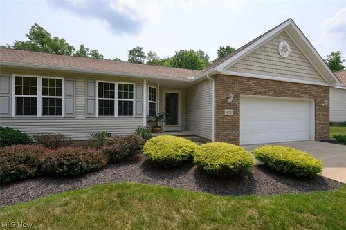 626 Highlander Ave Nw, Massillon, OH, 44647-8914 | Card Image