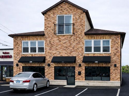 915 E Oakton St, Des Plaines, IL, 60018-2009 | Card Image