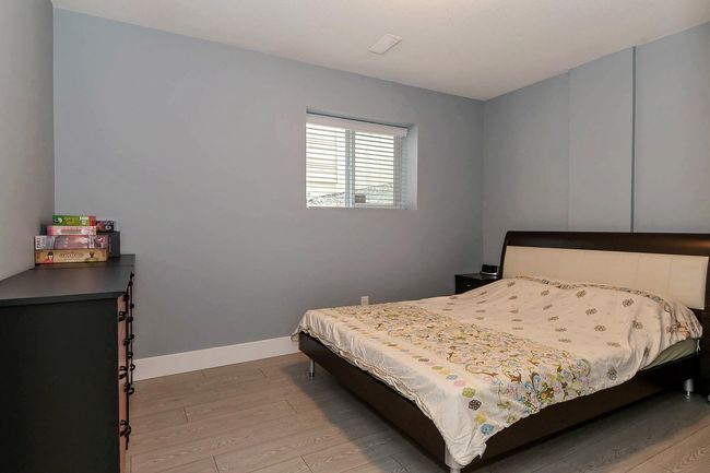 10499 Mceachern St, House other with 4 bedrooms, 4 bathrooms and 4 parking in Maple Ridge BC | Image 27