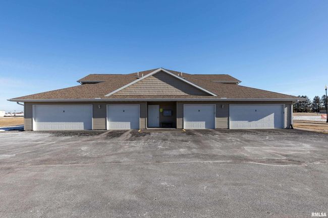 UNIT-201 - 440 E Franklin St, Condo with 2 bedrooms, 2 bathrooms and null parking in Eldridge IA | Image 30