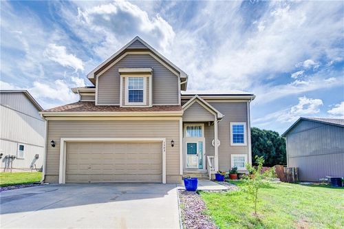 1503 133rd Ter, Kansas City, KS, 66109-4504 | Card Image