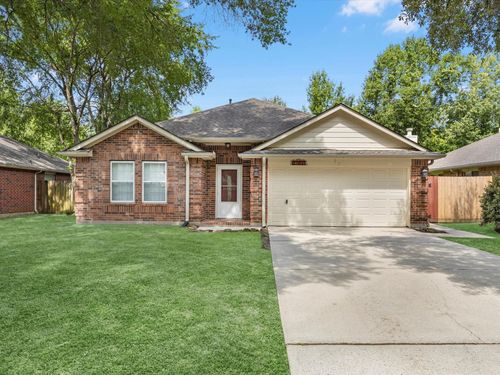 27097 Crown Chase Dr, Kingwood, TX, 77339-2135 | Card Image