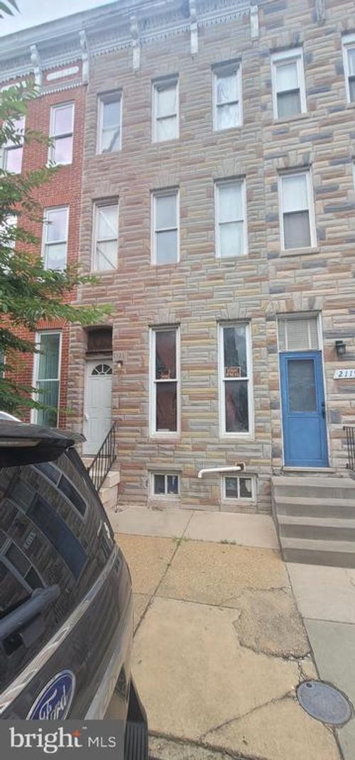 2121 Division St, BALTIMORE, MD, 21217-3325 | Card Image