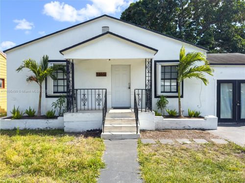 1310 42nd St, Miami, FL, 33142-4812 | Card Image
