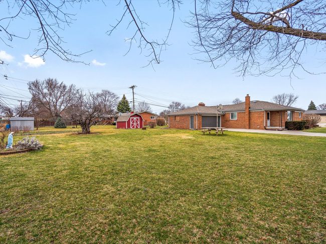 8527 Metropolitan Pkwy, House other with 3 bedrooms, 2 bathrooms and null parking in Sterling Heights MI | Image 26