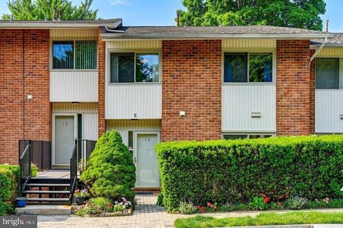 15-15 Stonehenge Cir, BALTIMORE, MD, 21208-3217 | Card Image